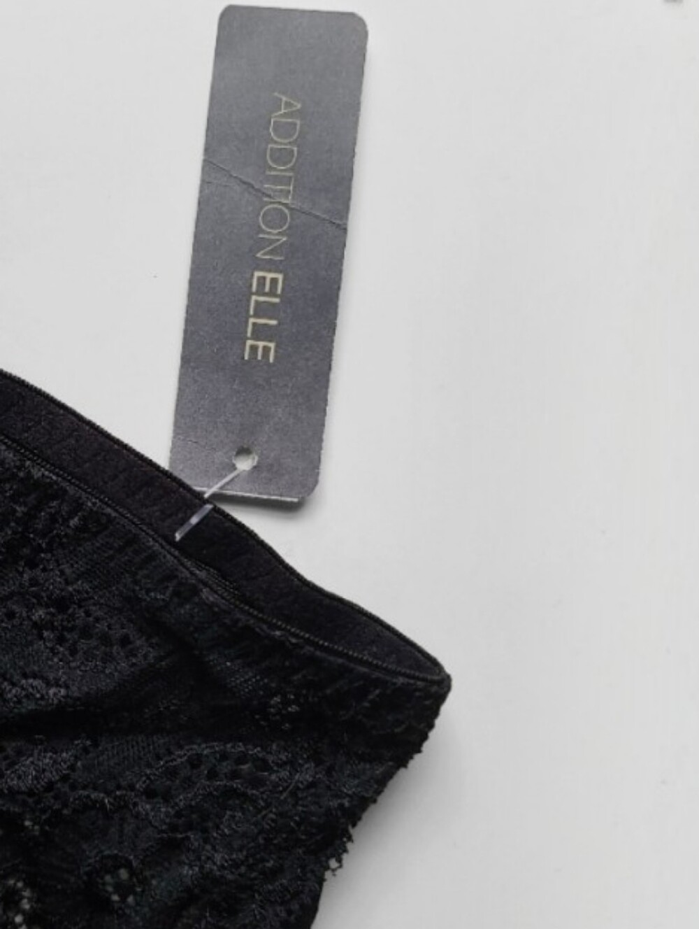 🖤 NWT Addition Elle Plus Size Black Floral Lace Garter Belt (Size 2X) 🖤 - Picture 2 of 4